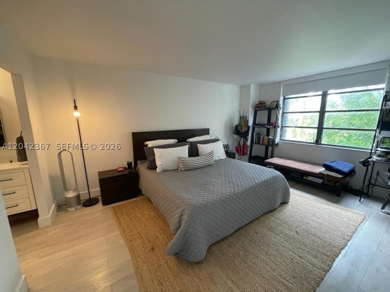 Apartment for rent at Brickell Bay Club 314