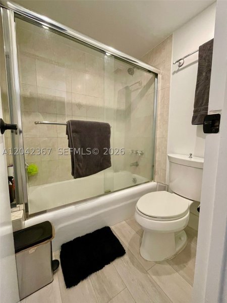 Apartment for rent at Brickell Bay Club 314