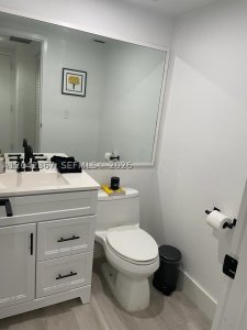 Aluguel de apartamento no Brickell Bay Club 314