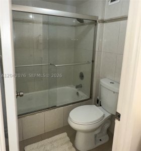 Alquiler de apartamento en Roney Palace 420