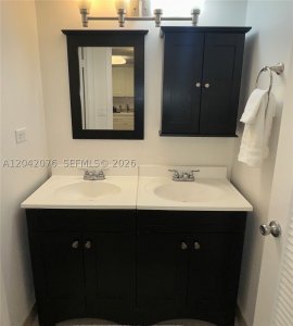 Alquiler de apartamento en Roney Palace 420