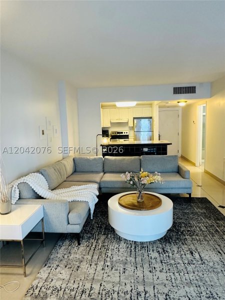 Alquiler de apartamento en Roney Palace 420