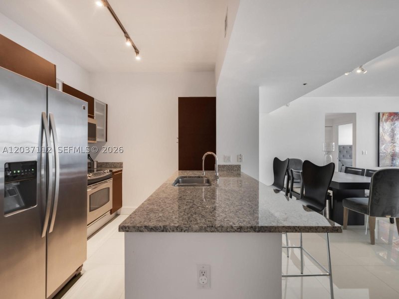 Apartment for rent at The Plaza Tower I 1404