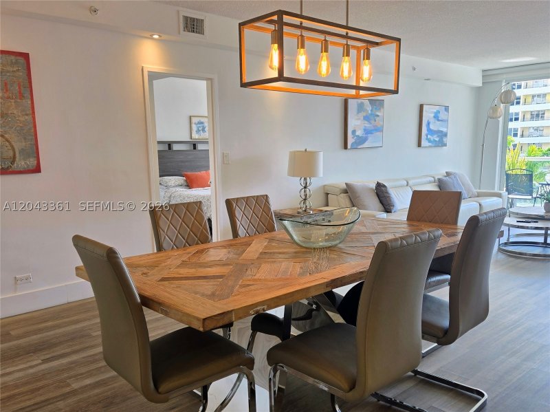 Condo for sale at Pavilion 520