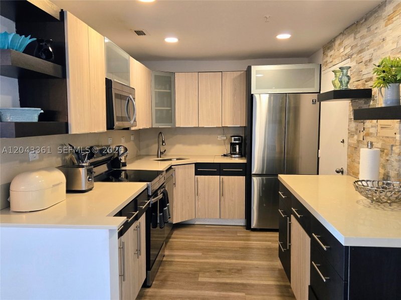 Condo for sale at Pavilion 520