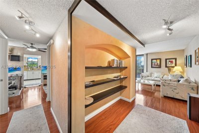 Comprar apartamento en Biscayne Cove 506