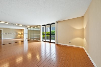 Comprar apartamento en Biscayne Cove 506