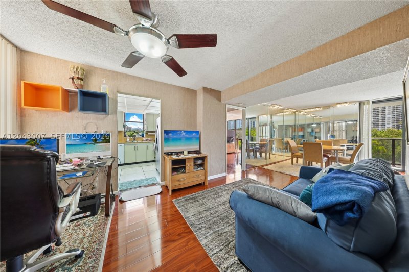 Comprar apartamento en Biscayne Cove 506