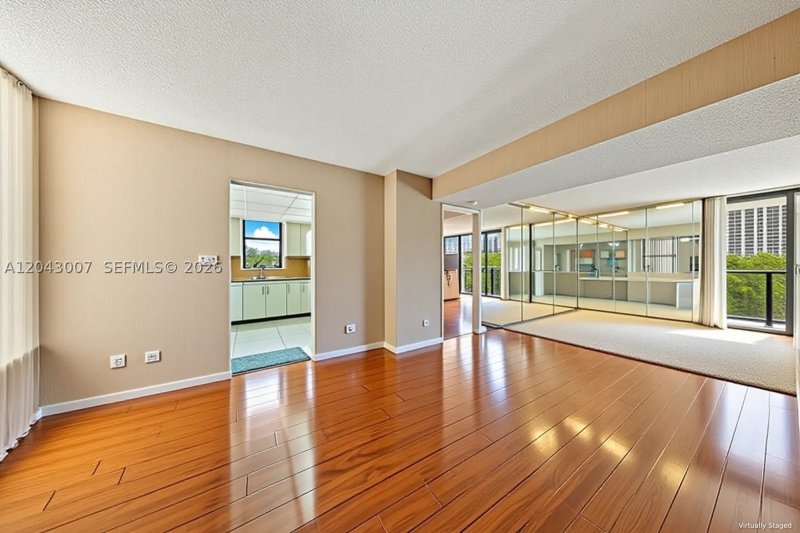 Comprar apartamento en Biscayne Cove 506