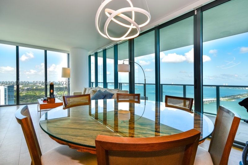 Condo for sale at One Paraiso 4406
