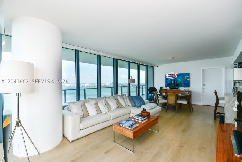 Condo for sale at One Paraiso 4406