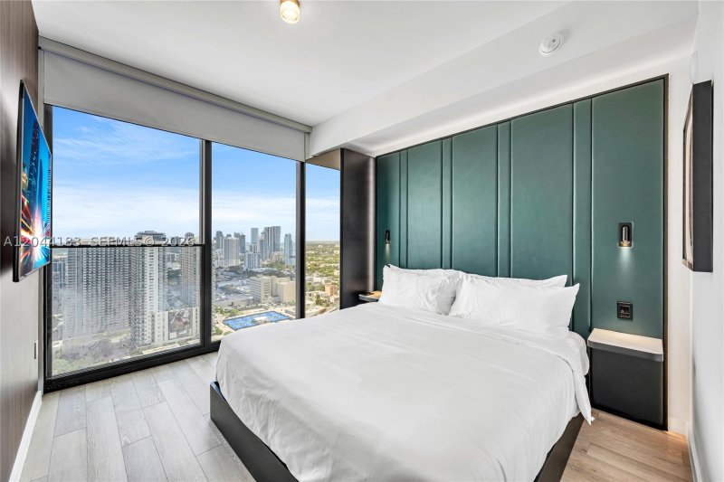 Alquiler de apartamento en E11EVEN Hotel & Residences EXECHPH04
