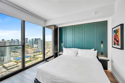 Aluguel de apartamento no E11EVEN Hotel & Residences EXECHPH04