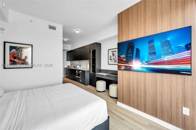 Aluguel de apartamento no E11EVEN Hotel & Residences EXECHPH04