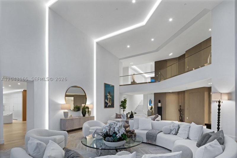 Comprar apartamento en Acqualina Resort & Spa PH5002