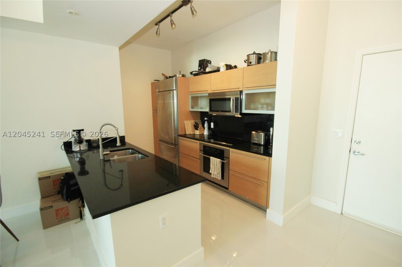 Apartment for rent at The Plaza Tower I 5000