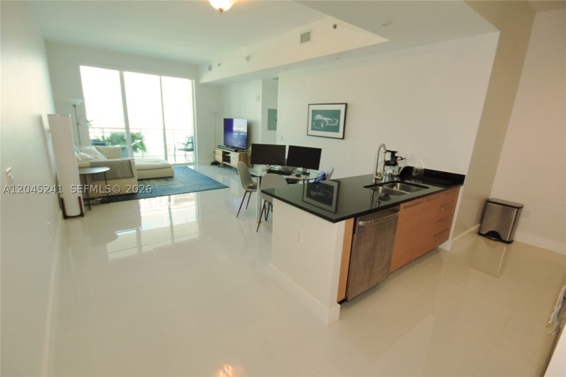 Apartment for rent at The Plaza Tower I 5000