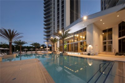 Alquiler de apartamento en The Harbour 2601 +2 PARK