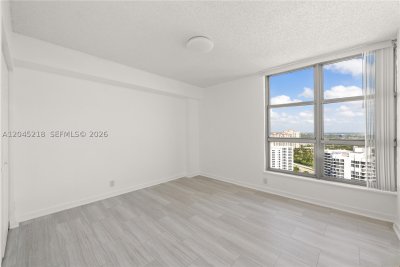 Alquiler de apartamento en Mystic Pointe 500 3206