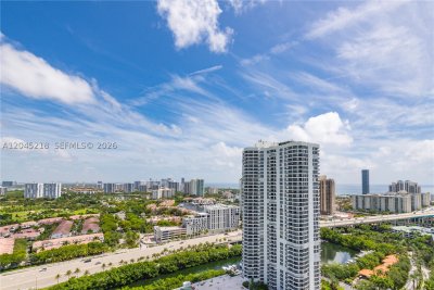 Alquiler de apartamento en Mystic Pointe 500 3206