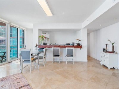 Comprar apartamento en Hidden Bay 2409