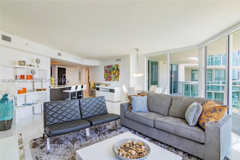 Alquiler de apartamento en St Tropez I II and III 1-1604
