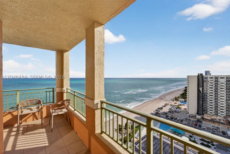 Apartment for rent at 2080 Ocean Drive 1711