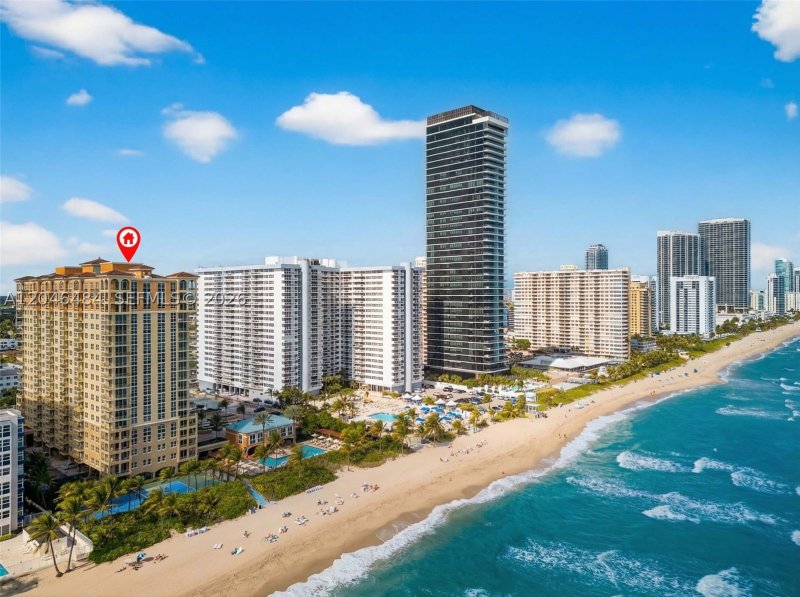 Apartment for rent at 2080 Ocean Drive 1711