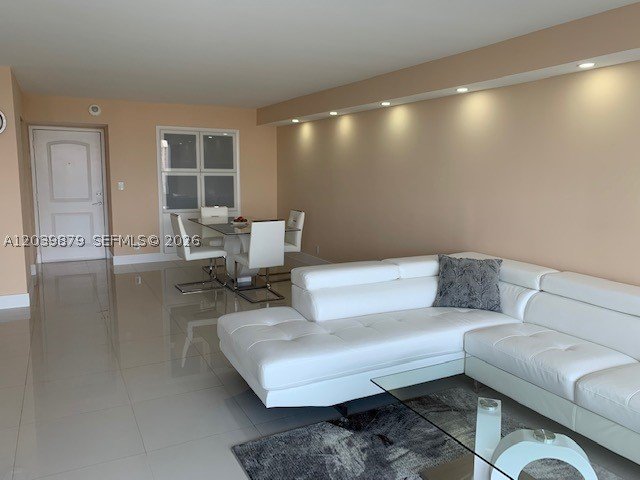 Apartment for rent at Arlen House 904