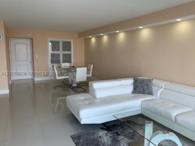 Alquiler de apartamento en Arlen House 904