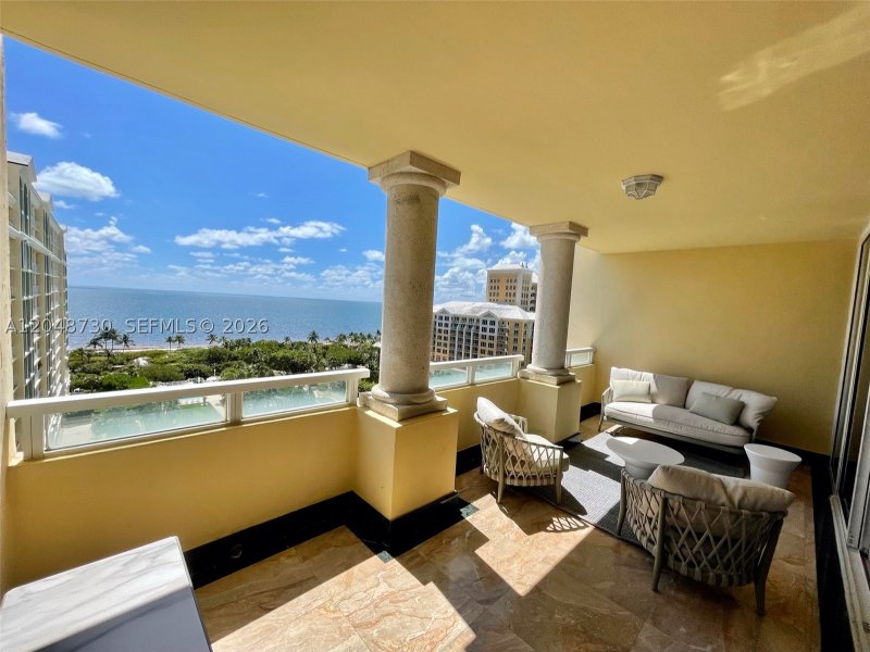 Apartment for rent at Grand Bay Residences