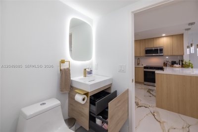 Comprar apartamento en Edgewater Beach Tower 1002