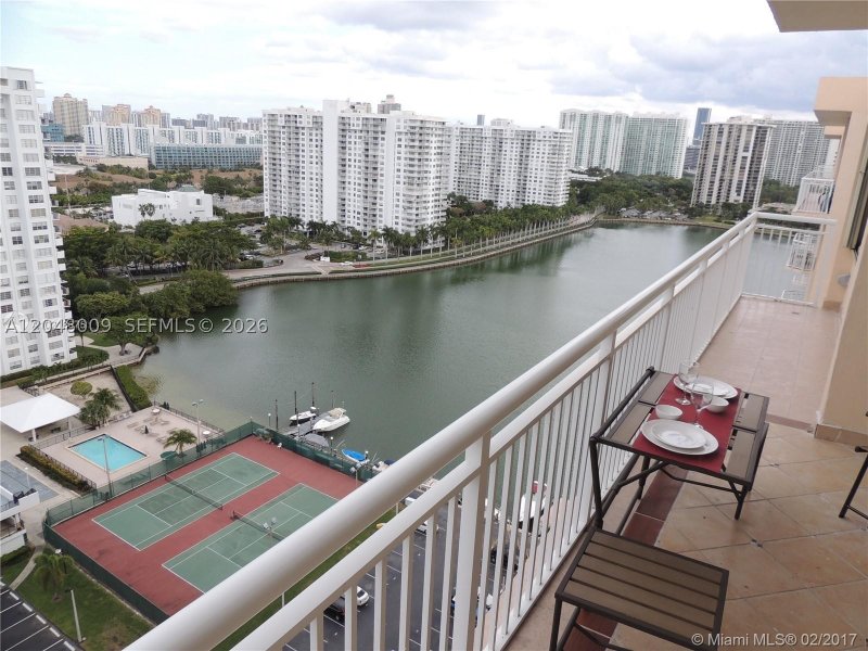 Condo for sale at Del Prado South Tower PH02