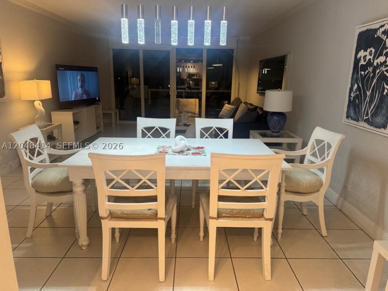 Condo for sale at Pavilion 823