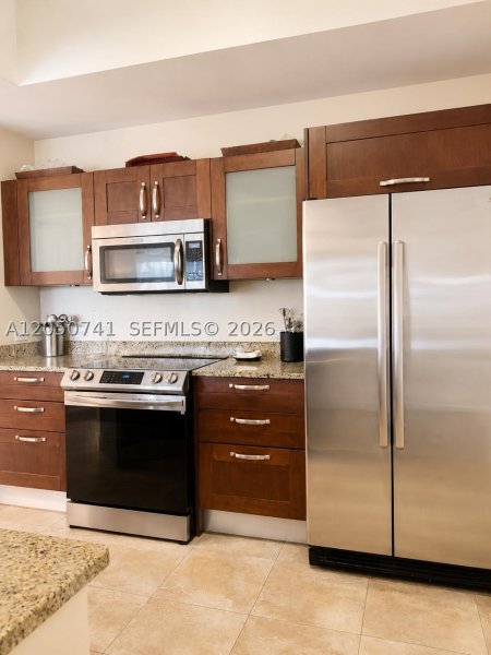 Comprar apartamento no Turnberry Village 405