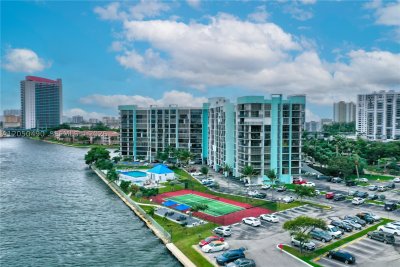 Comprar apartamento no 200 Leslie 722