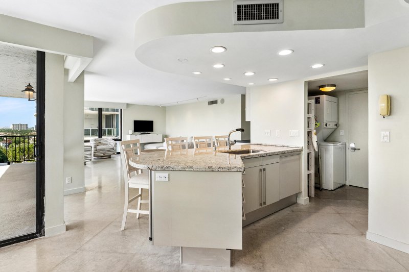 Condo for sale at The Corinthian 12h