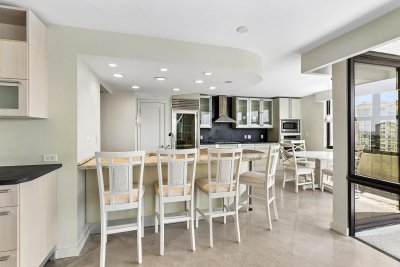 Comprar apartamento en The Corinthian 12h