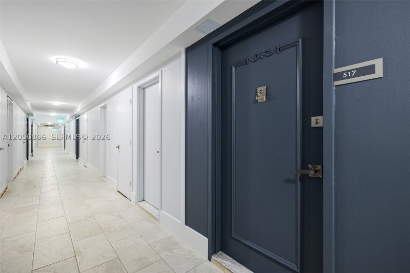 Condo for sale at Maison Grande 517