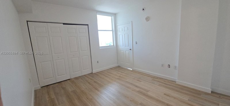Apartment for rent at Season One Brickell 706