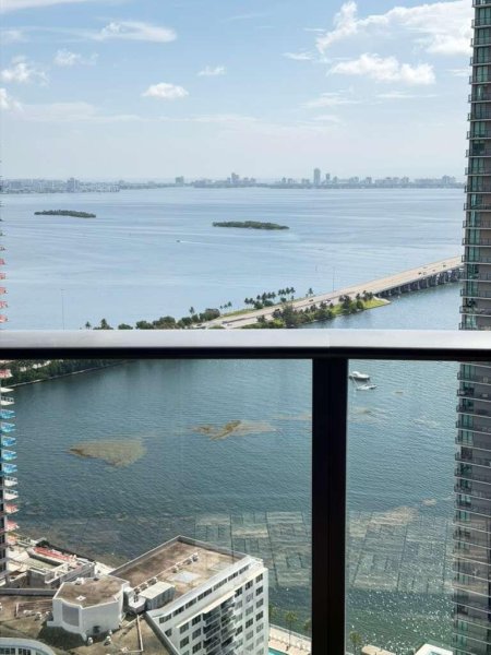 Comprar apartamento en Paraiso Bayviews 3804