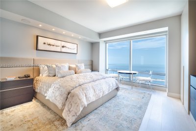Four Seasons Millenium Tower I Apt #PH3AB