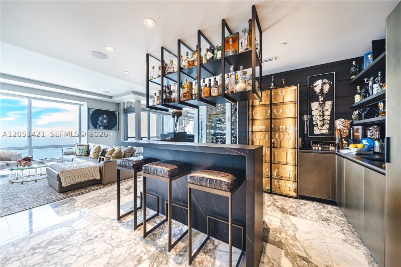 Condo for sale at Four Seasons Millenium Tower I PH3AB