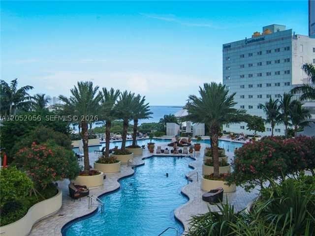 Apartment for rent at Vizcayne Everglades On The Bay 442