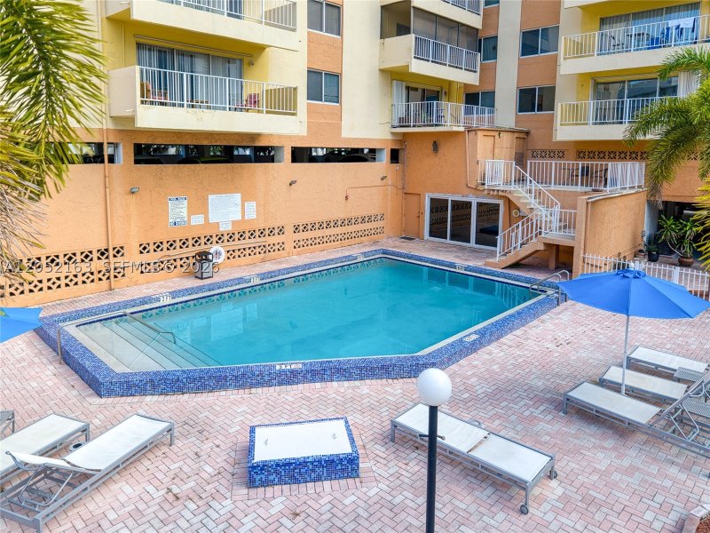 Condo for sale at Marbella Tower 711