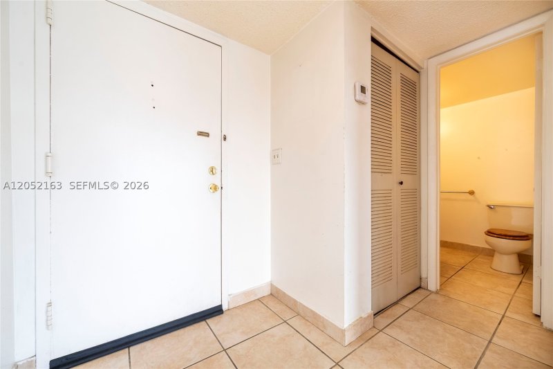 Condo for sale at Marbella Tower 711