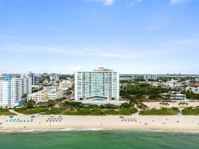 Condo for sale at Burleigh House 1535