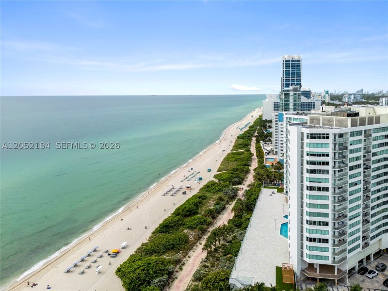 Condo for sale at Burleigh House 1535