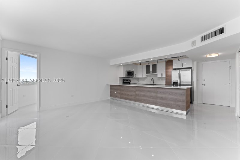 Condo for sale at Burleigh House 1535