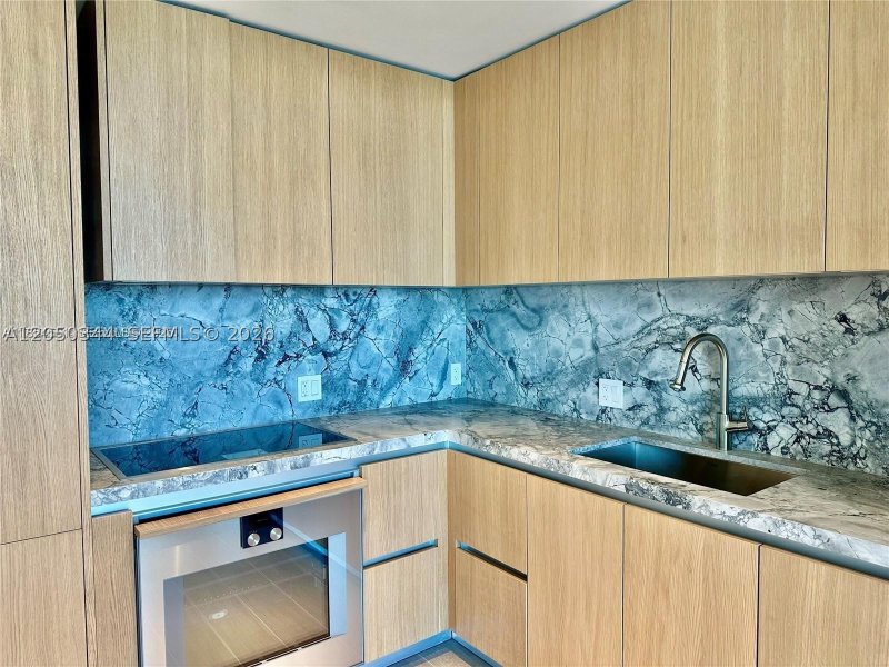 Alquiler de apartamento en Five Park Miami Beach 1708